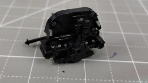 Widok silnika przed malowaniem VW Beetle 1300 od Tamiya