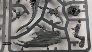 Skrzydła Tyranid Prime - Warhammer 40k Starter Set 10 edycja