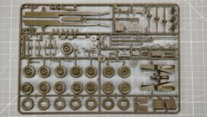 Wypraska z elementami zawieszenia GMC 6x6 Italeri